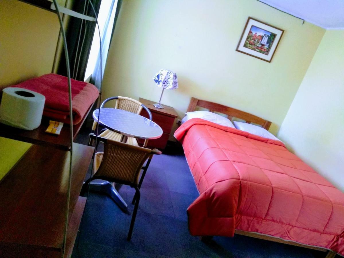 Casa Blanca Hospedaje Huamancaca Oda fotoğraf