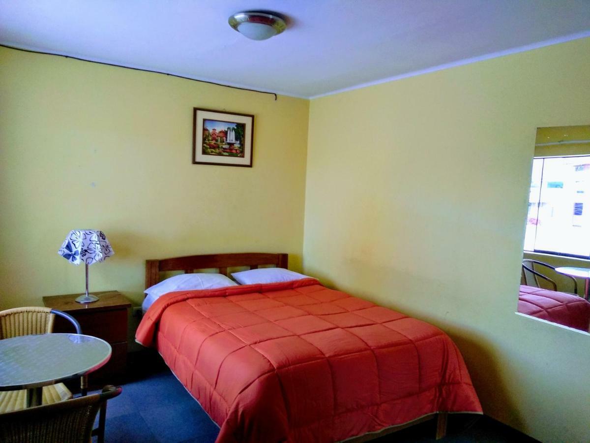 Casa Blanca Hospedaje Huamancaca Oda fotoğraf